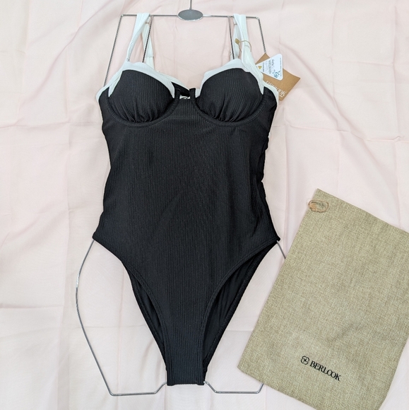 BNWT / Berlook / XS/ Small / Medium / Large Contrast Trim Knotted One-Piece - Picture 2 of 5